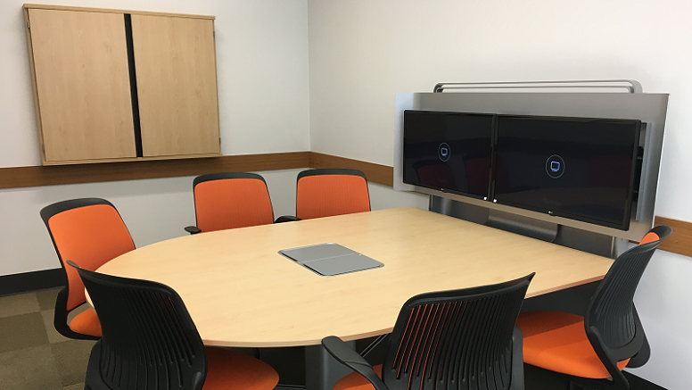 Study Room at Main Library with media:scape table